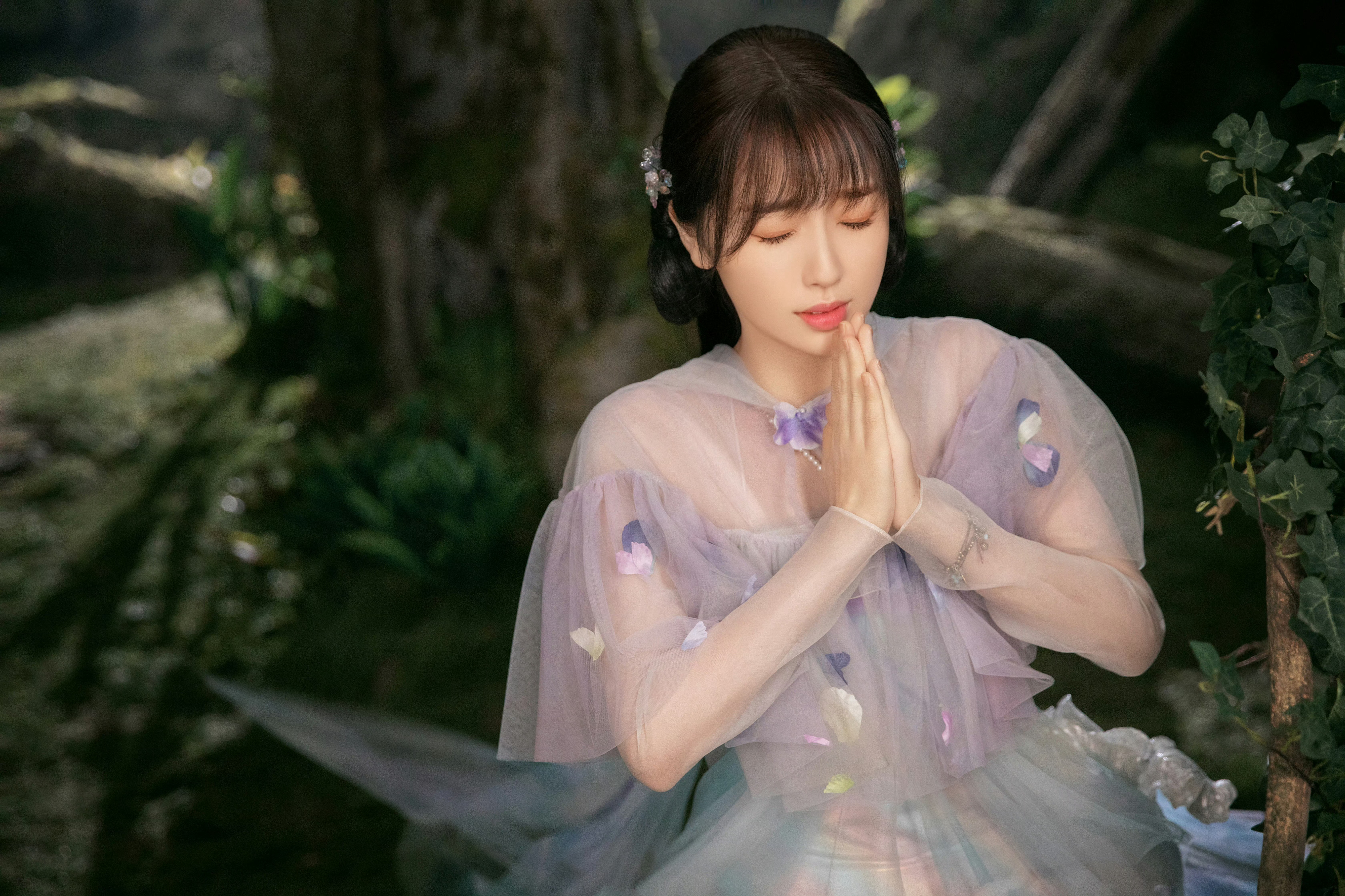 🍁2022.8.7-2026.8.7🍁“我不是芍药 不是月季 我是司命殿小兰