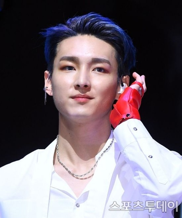 独家：SF9白朱豪将于5月11日入伍8日据独家报道，SF9白朱豪将于5月11日入