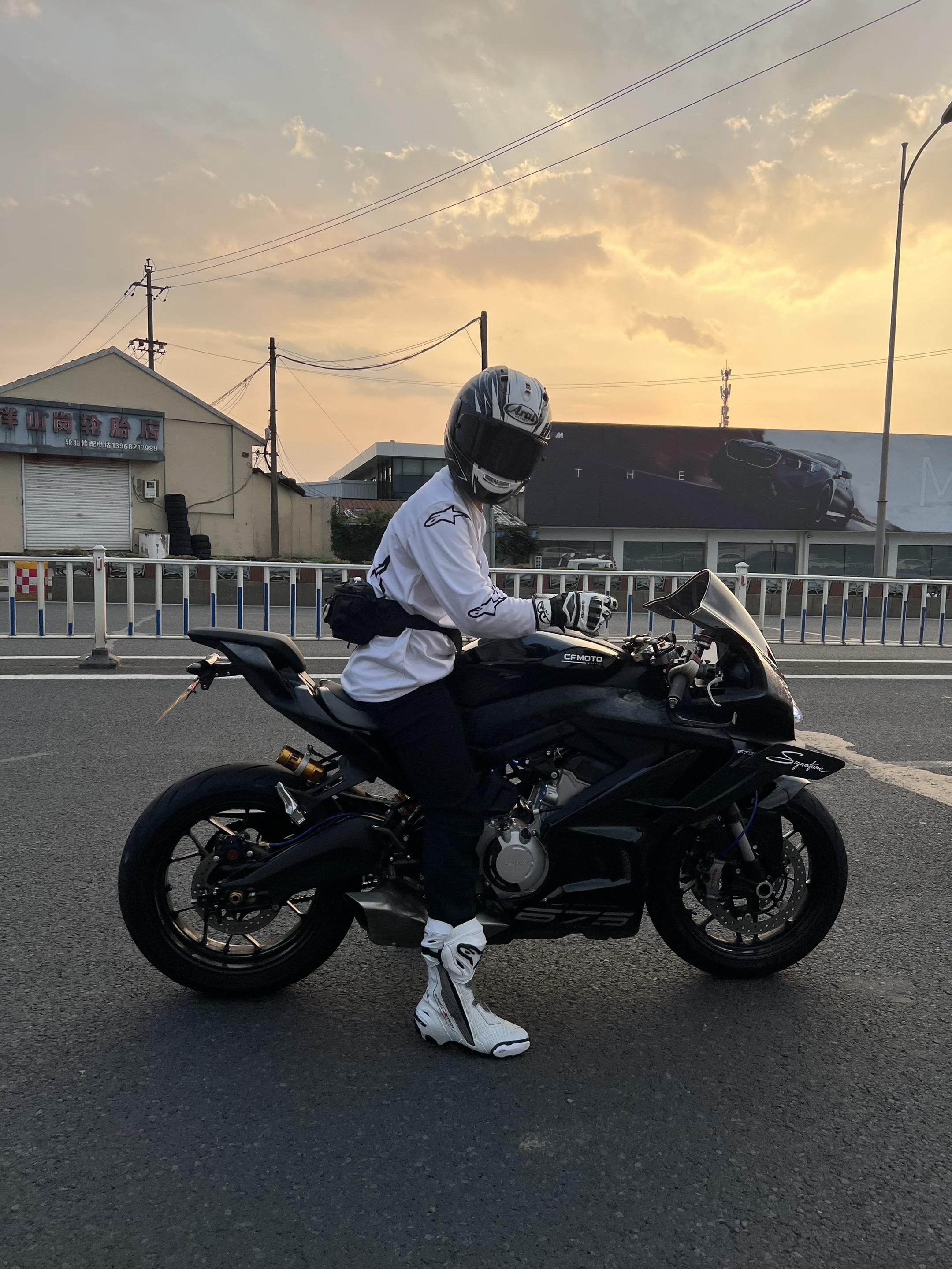 任何照片配上《嗜好》都刚刚好