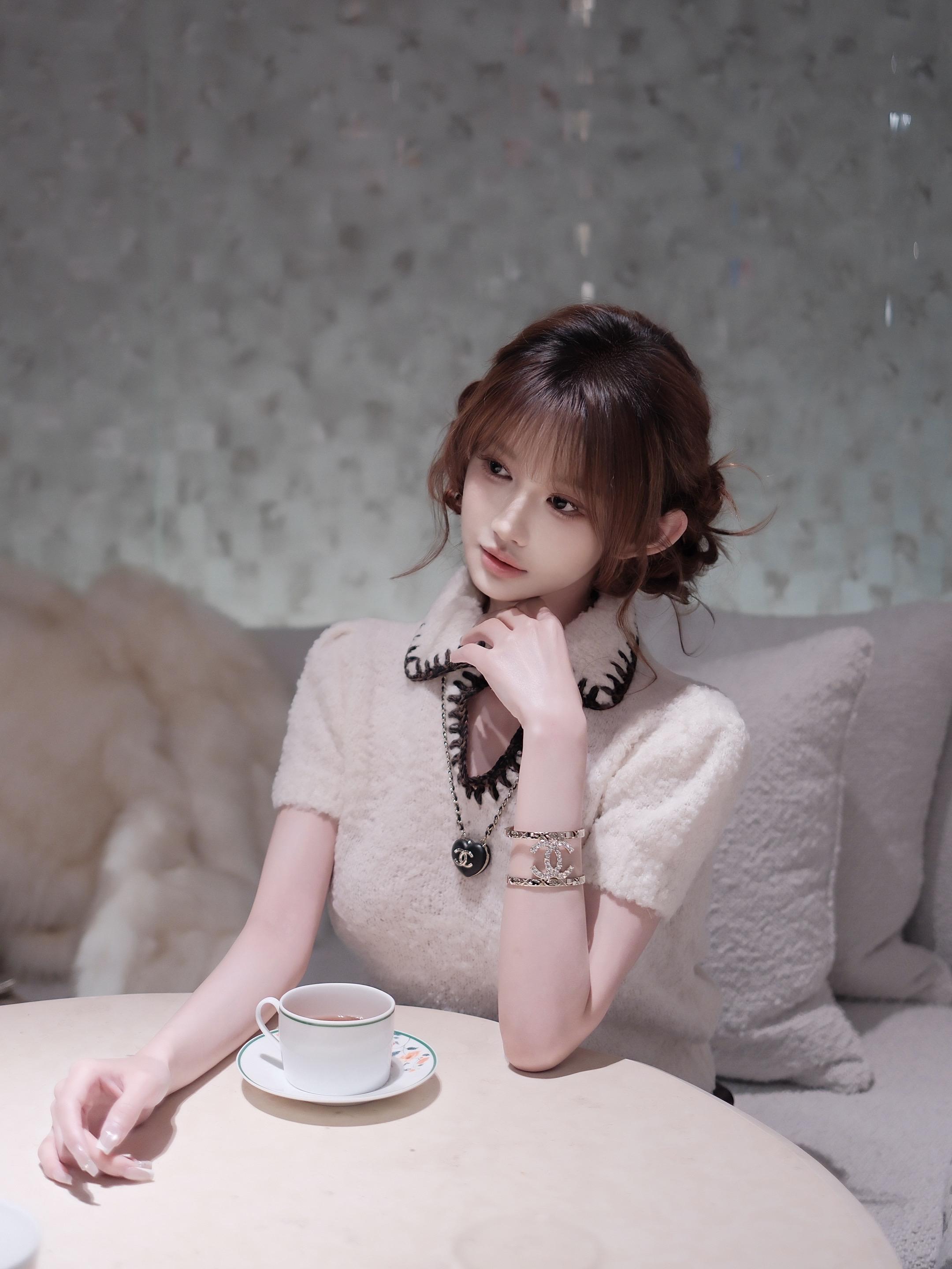 愛是長久凝望著你看著我的眼睛