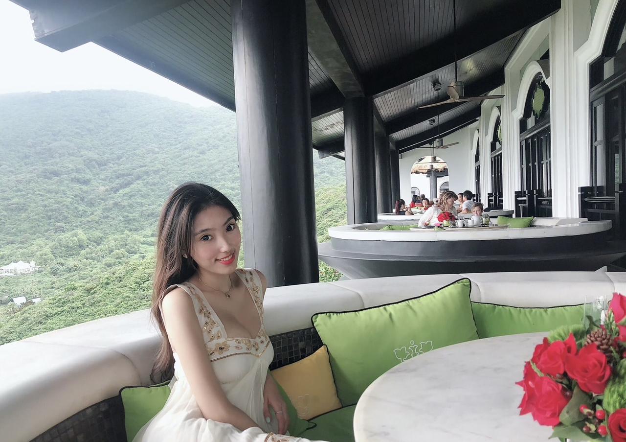 上热门 御姐 景点打卡 美女 穿搭