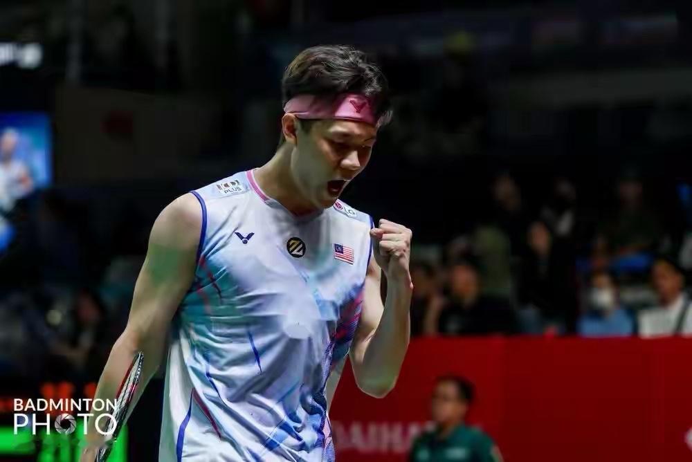 李梓嘉复出后又赢了，击败朱利安进16强！
泰国大师赛级别更低，晋级难度相对小一些