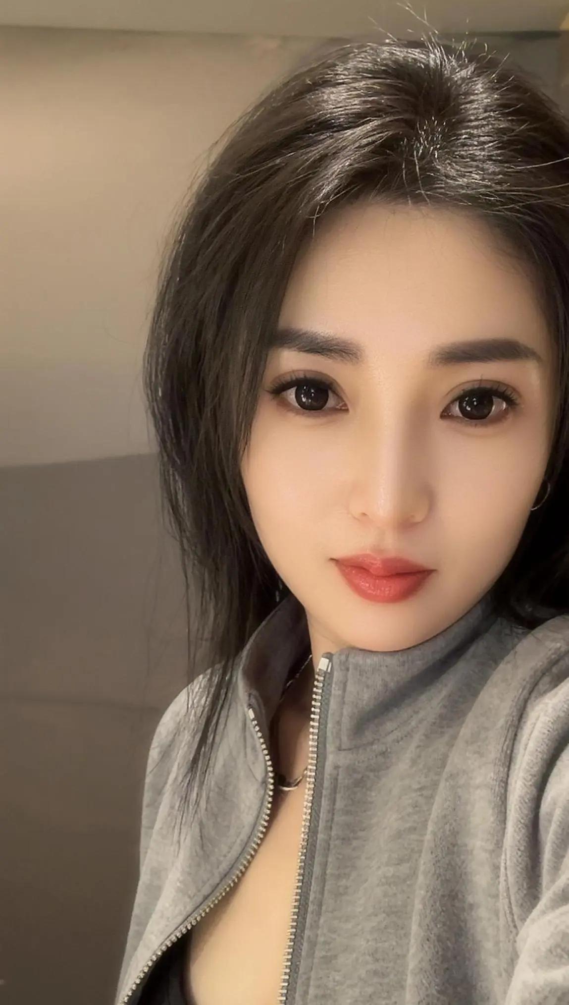 一切都在变好的路上 享受安静和独处一个人最好的状态 助手