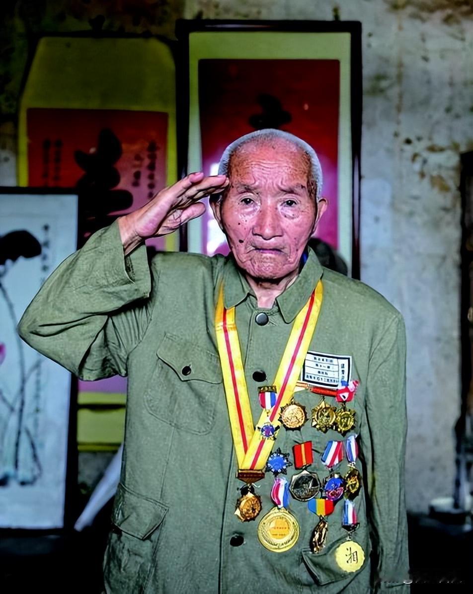 衡阳第十军幸存老兵，在1944年发出最后一份电报：以死报国，来世再见！