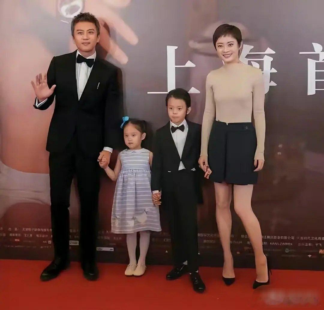 孙俪说邓超有一个优点，是很多男人没有的。主持人好奇地问:“那是什么优点？”孙俪说