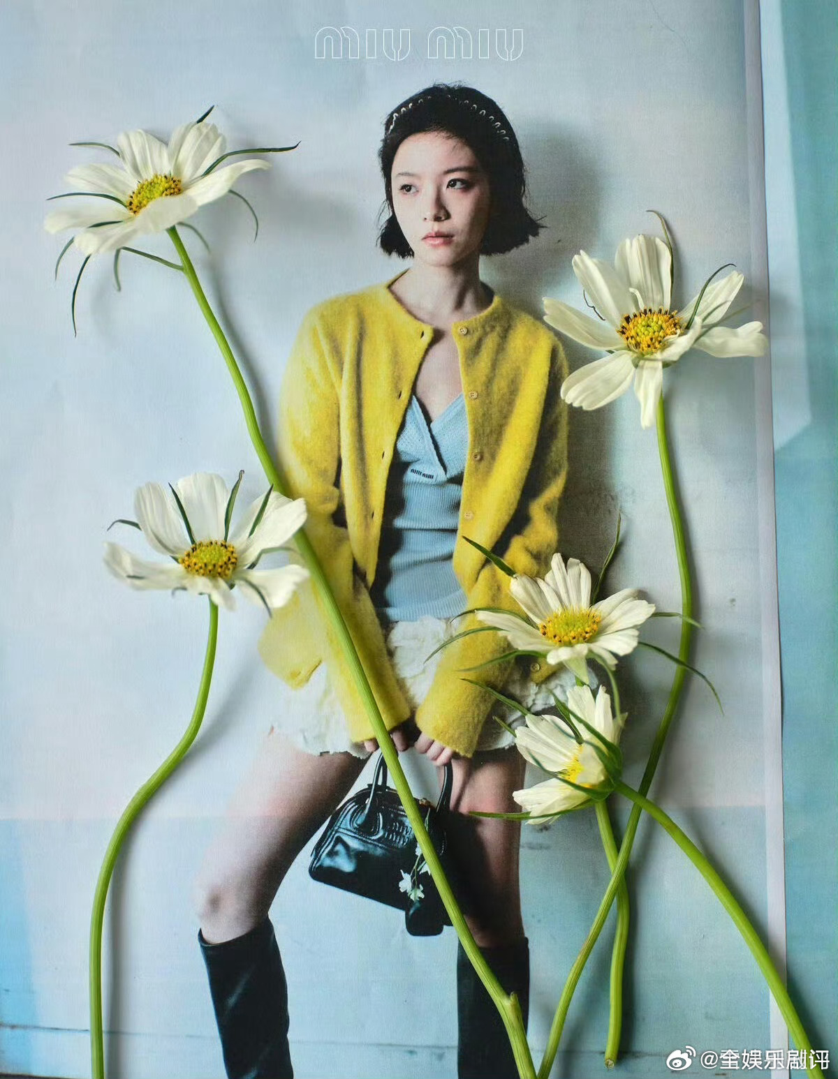 当少女遇见浪漫七夕，赵今麦、刘浩存、李庚希同框出镜，演绎MiuMiu独有的复古少
