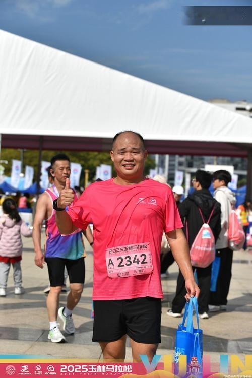 骆林喜第102场马拉松——2025河源万绿湖马拉松，A0573是骆林喜参赛号，距
