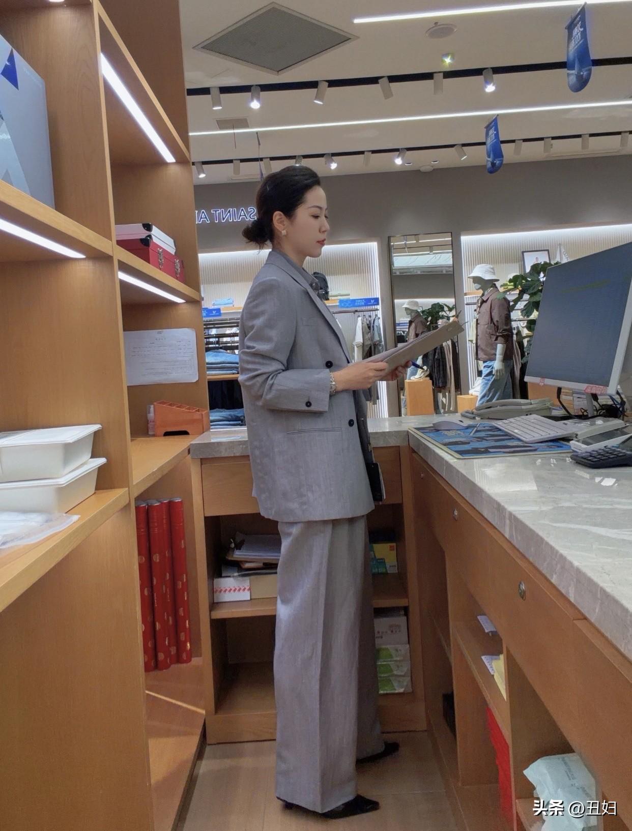 但也有刚毅不屈的男人，喜欢征服桀骜不驯的女人，把她们当成高品质的挑战目标。其实不