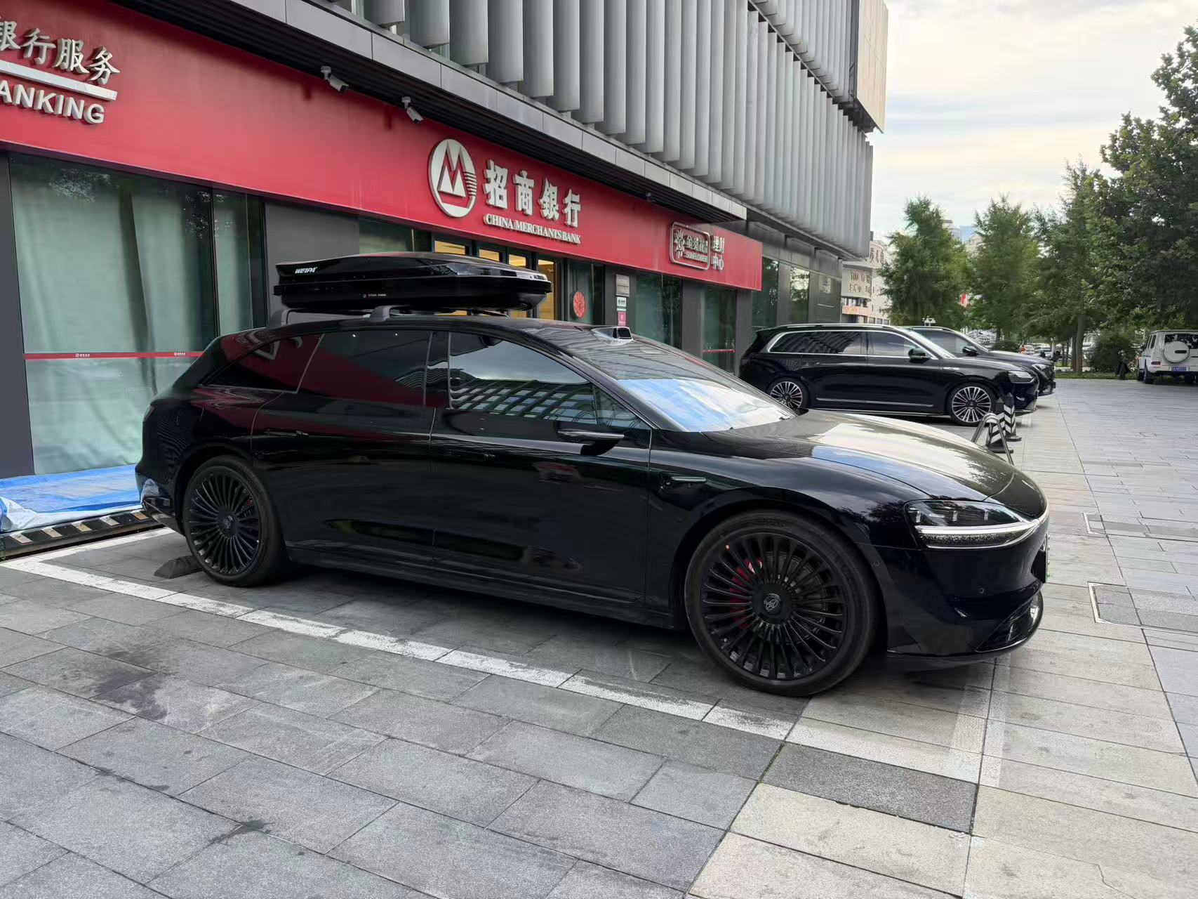 享界S9T 黑武士 配车顶小书包 真的绝了呐！属于 又痞又帅那一挂！ 