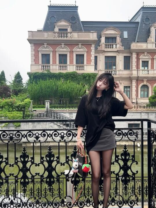 大连OOTD☔️下雨天穿短裙