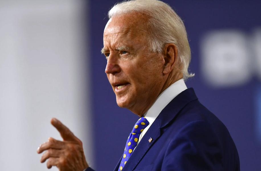 83岁拜登带病出山，一开口就冲着中国来，对特朗普痛心疾首
拜登发表演讲对特朗普进