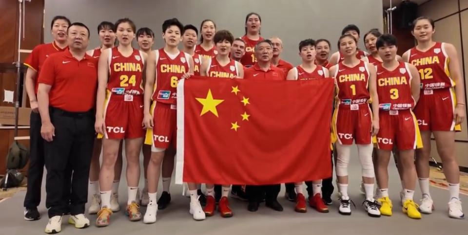 宝子们，明天有大球重要赛事，女篮又一个焦点战来了！备好小板凳，记得准时收看cet