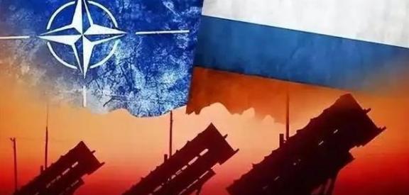 北约敢不敢灭了俄罗斯？从纸面实力来看，北约30个国家加一块儿，军费是俄罗斯的20