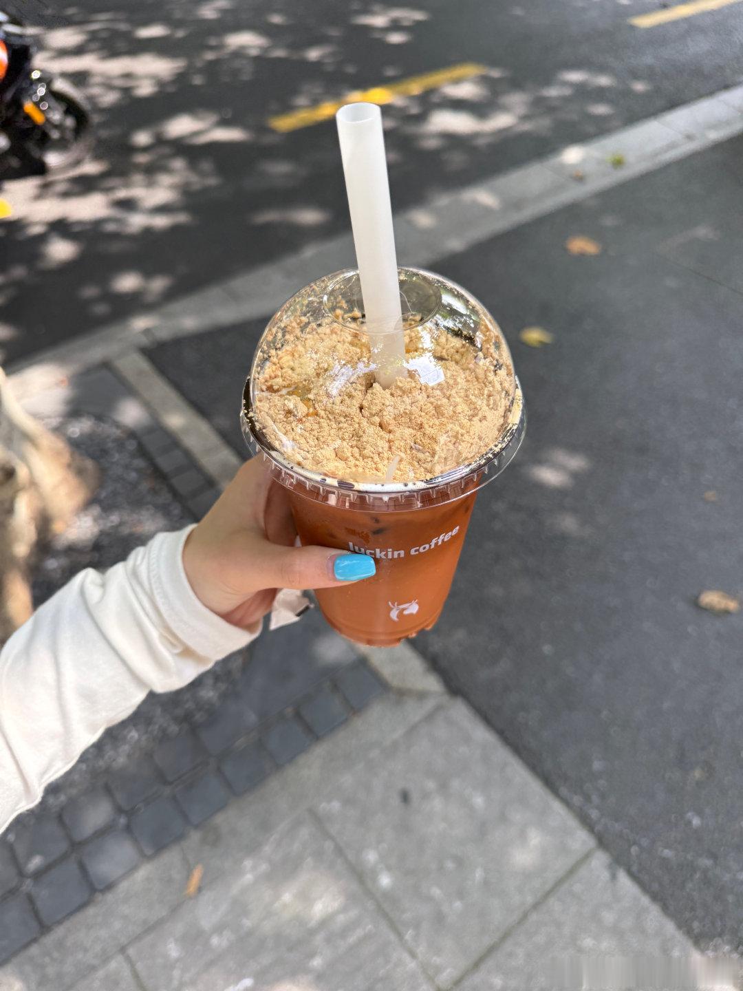 自己去买就能得到豆粉多多版本 终于给我复出了OK，一天最多两杯好吧。 ​（​​​