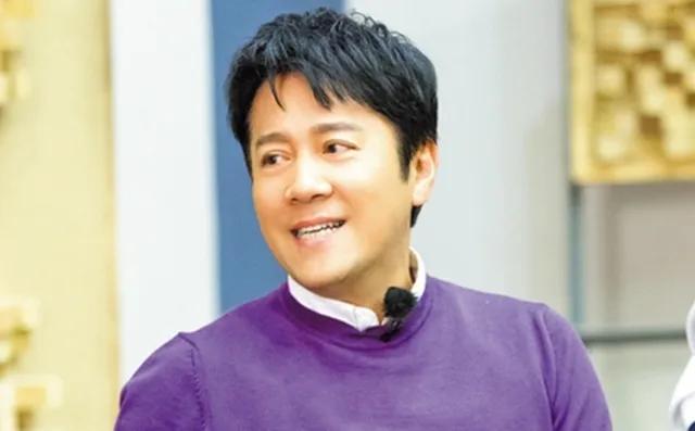 有一次，蔡国庆接受采访时说：“刘德华唱歌水平真不行，根本没法和我们比。如果是我和