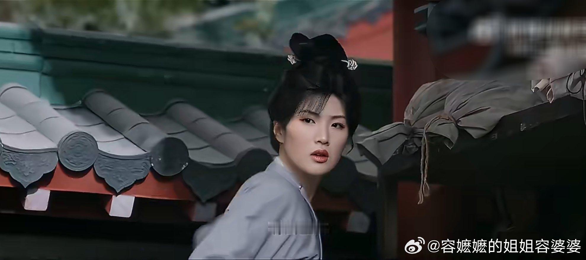 就知道姚安娜舍不得这个刘海实话实说，姚安娜的古装扮相走出了一条与传统网红频繁撞脸