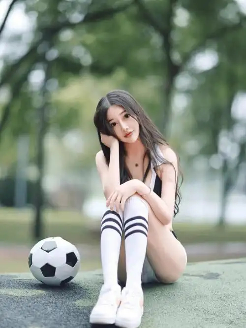 拜仁欧冠对阵巴黎5连胜，近16次欧战对阵法甲球队取胜14场北京时间明天凌晨，拜仁