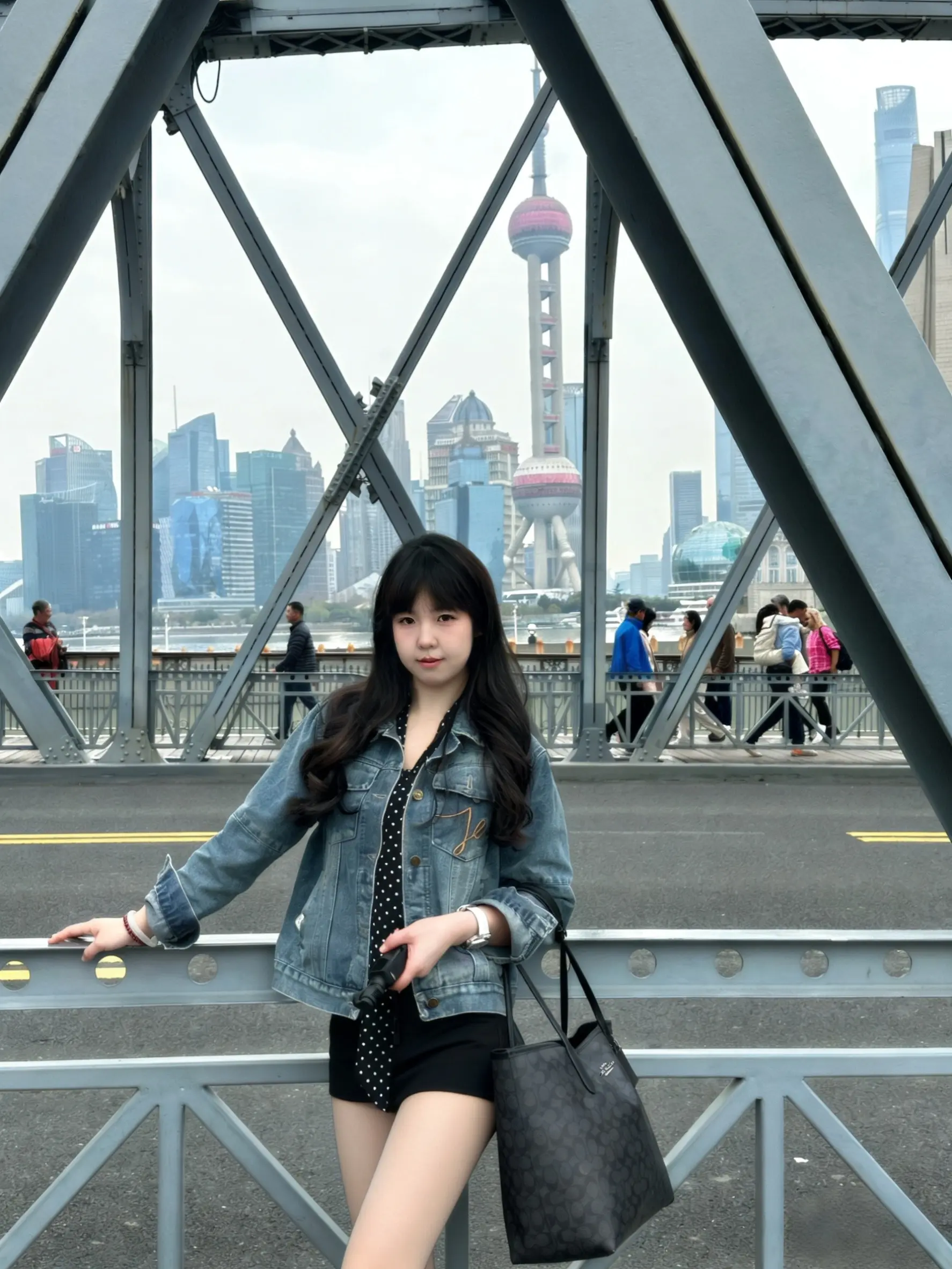 原来你看上的海 是纸醉金迷的上海