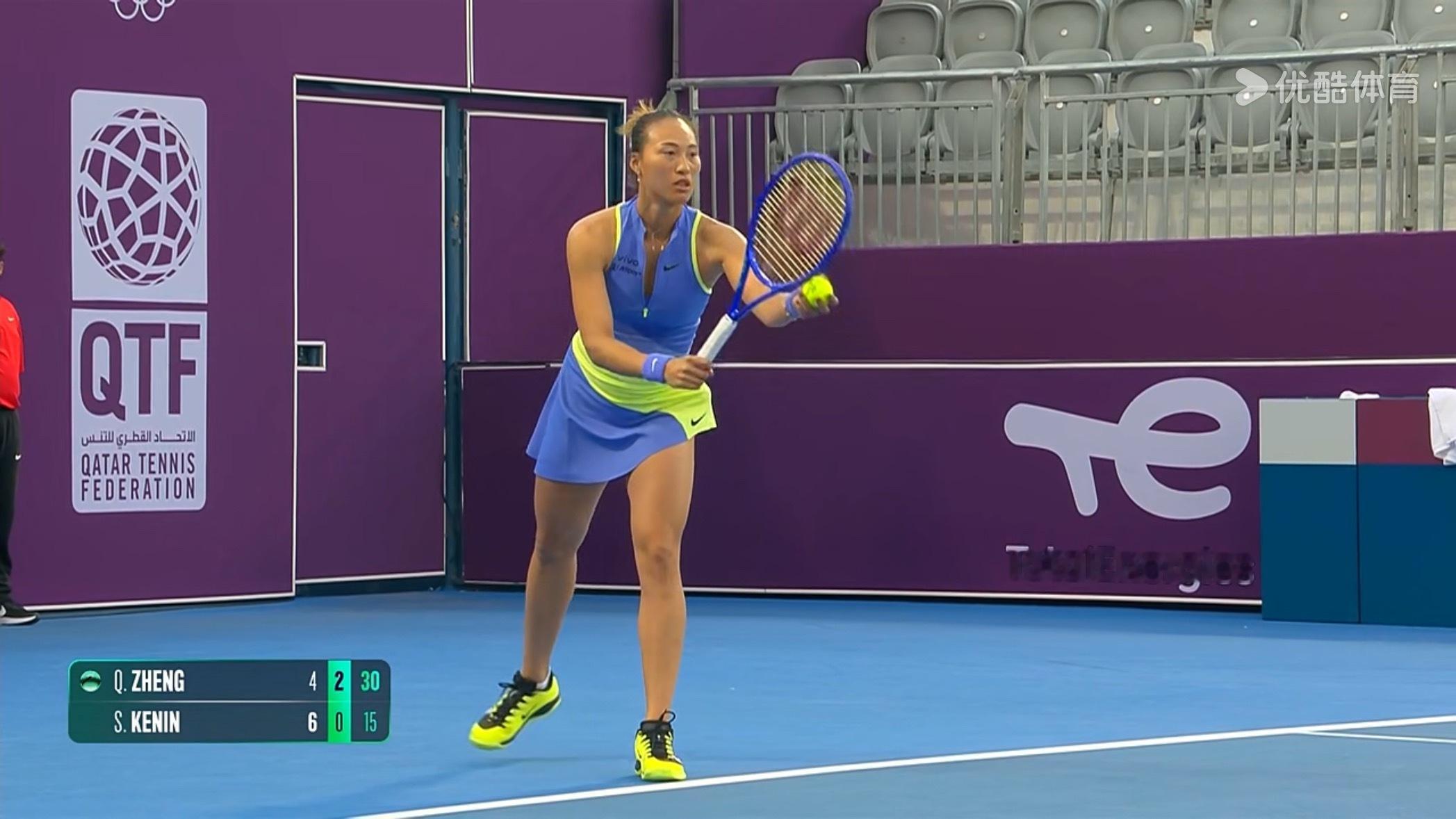 郑钦文次盘破发了即时比分：4-6、3-0今天文文aces雨也是下不停🌧️目前已