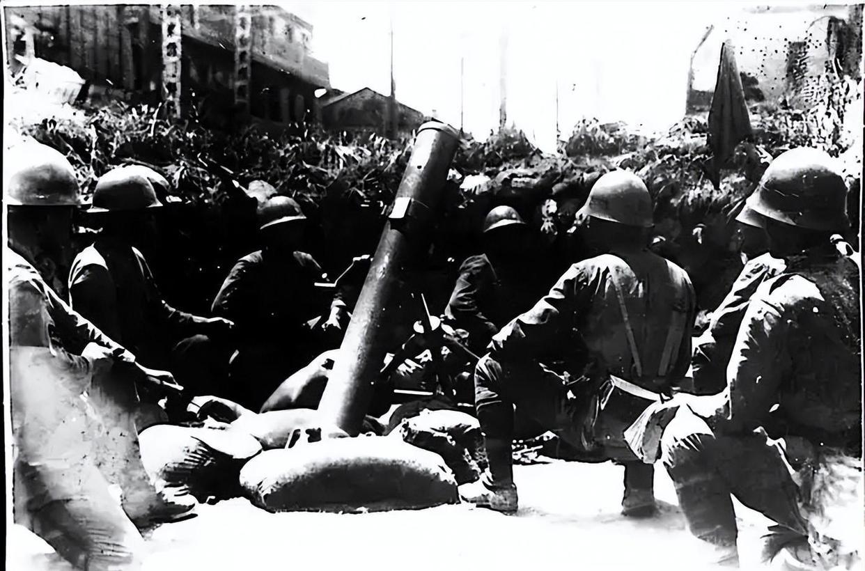 国民党第八师长施有仁回忆：淞沪溃逃以及到台湾后不同待遇和争吵
 
1949年5月