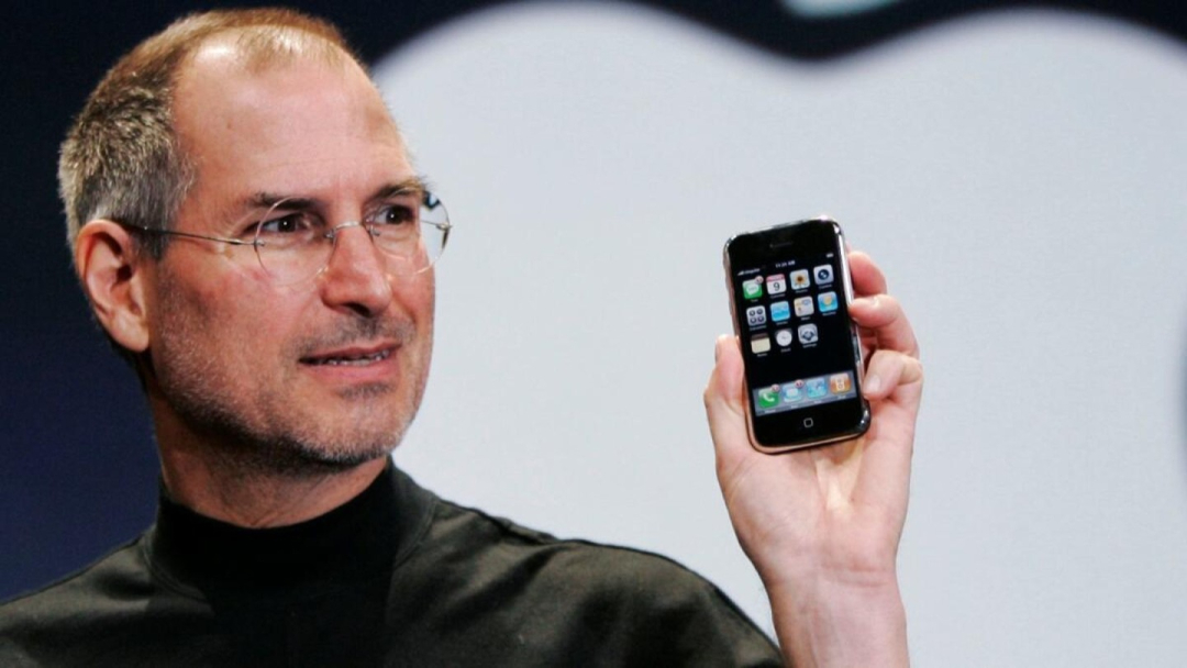#手机玩多了影响生育率# “用iPhone能避孕？”  我妈催生找茬都说不出来的