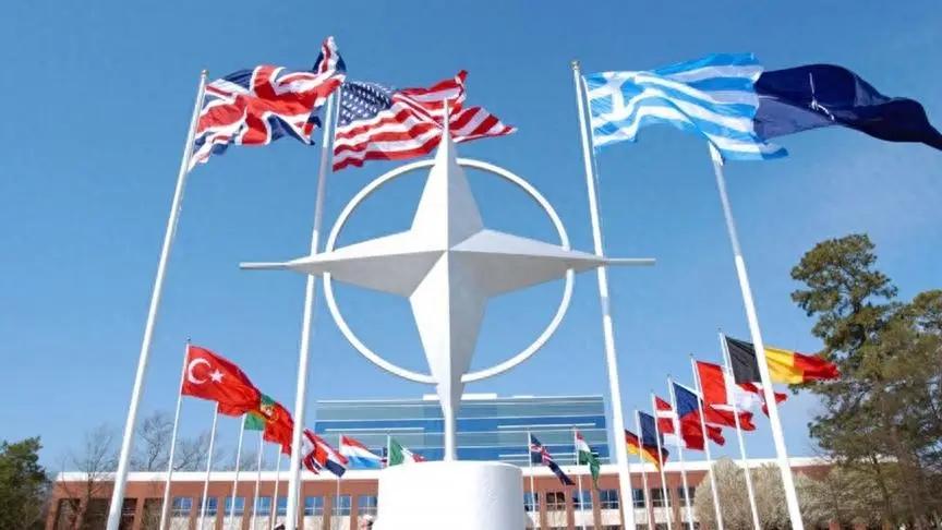 北约内部稳定格局已经出现实质性裂痕，美方直接对所有成员国划分等级梯队，不再维持表