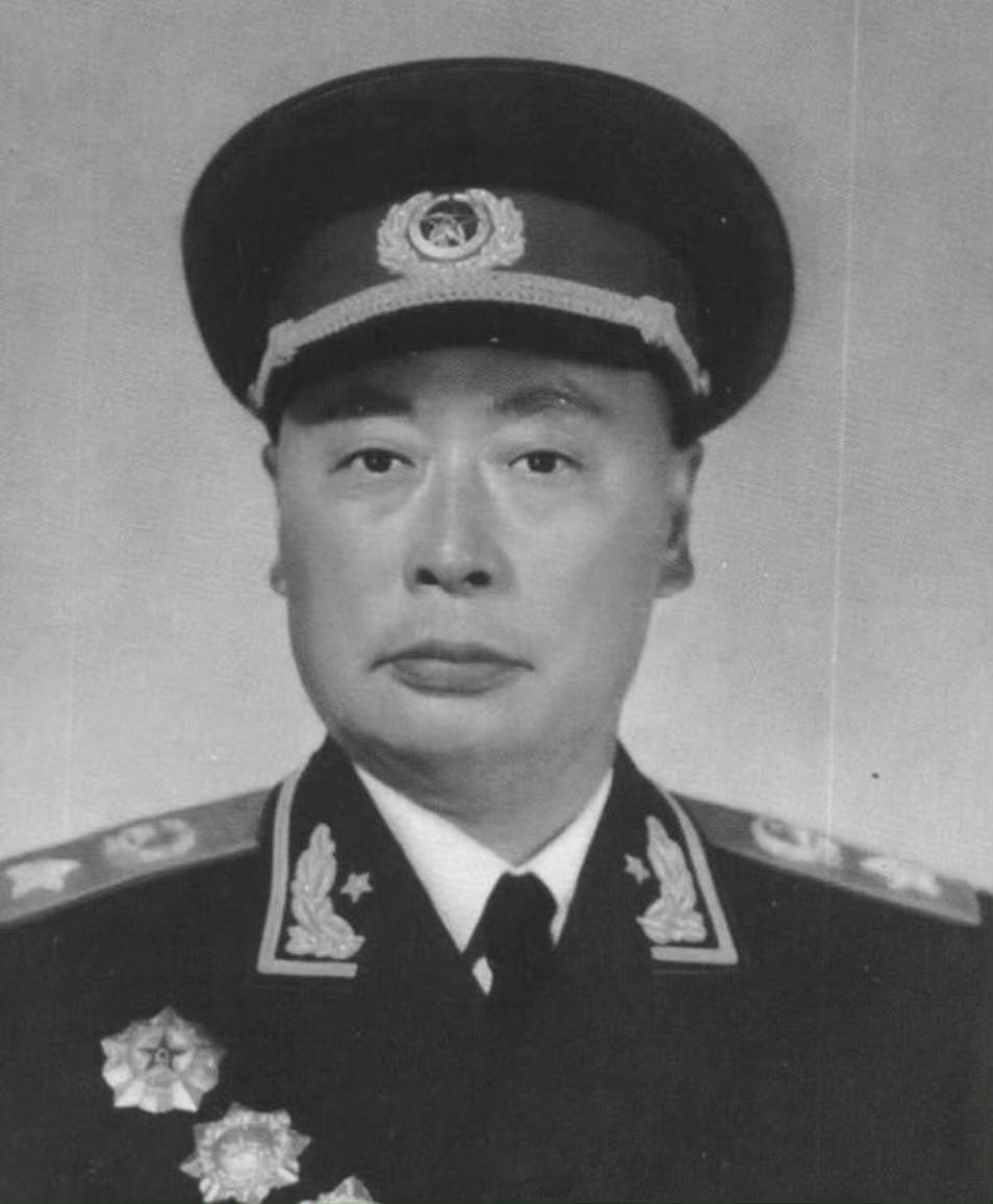 1972年1月6日，陈毅元帅在北京逝世，享年71岁。缅怀！    