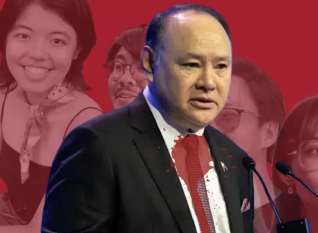 6月11日，中方重拳出击，对在南海频频挑事的菲律宾防长特奥多罗下达制裁令。短短一