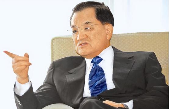 紧要关头，连战出手了！说起来也挺有意思，郝龙斌原本在民调中以33.8%的支持率大