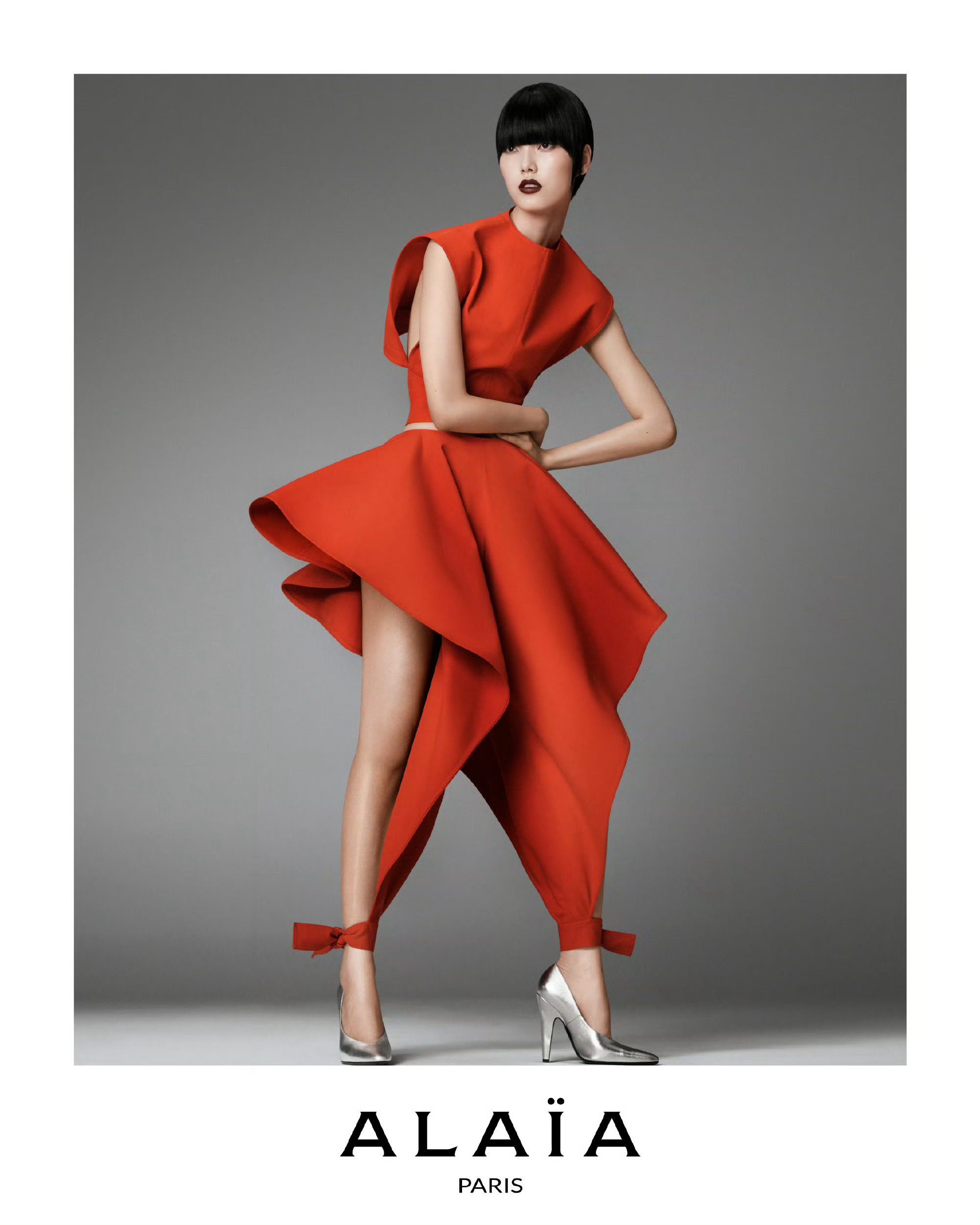 ALAÏA 2026 冬春系列广告大片 摄影：“梅叔”Steven Meisel