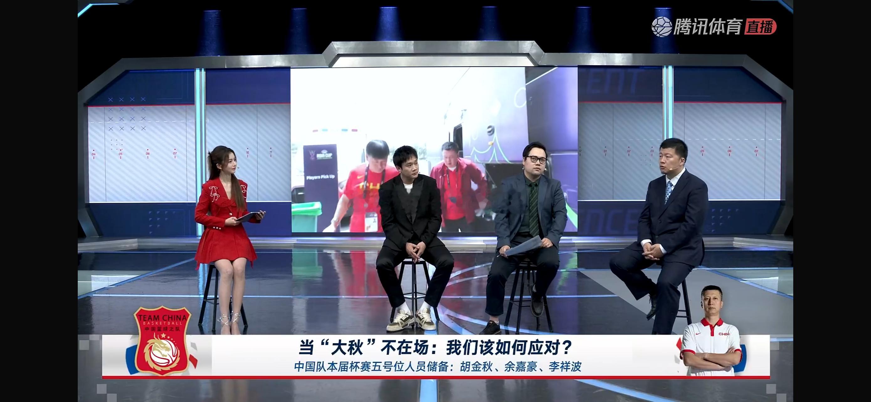 中国男篮vs韩国男篮丁彦雨航：李贤重三分蒙的哈哈哈哈哈哈 ​​​