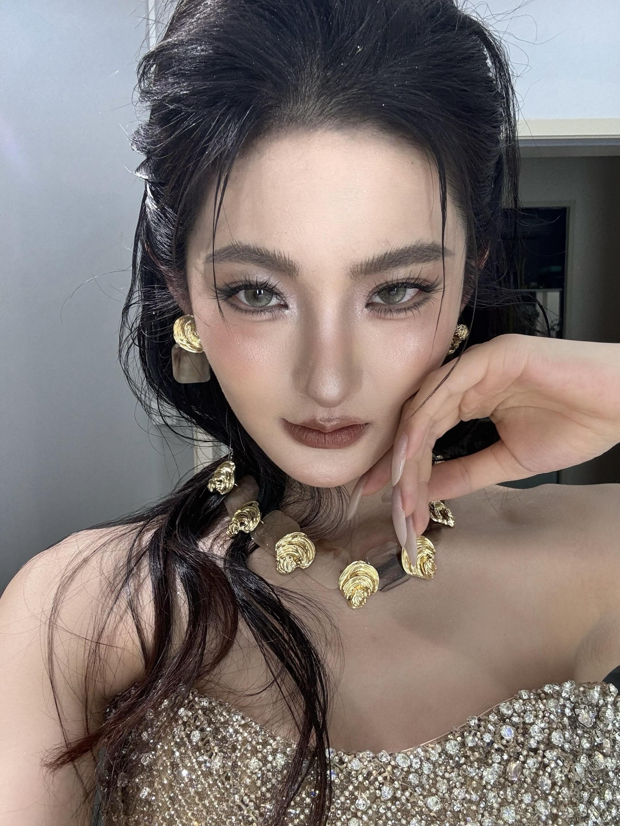 照片很难拍 歌很难找 文案很难想