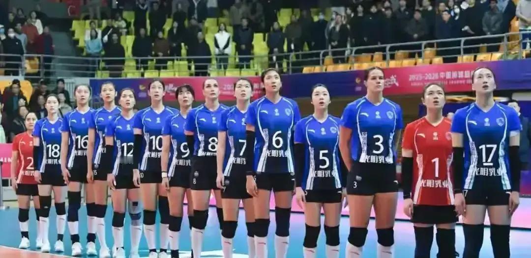 0.12秒，二队拦网快过一线队
 
天津女排昨晚3:0上海，赢球靠的不是身高，是