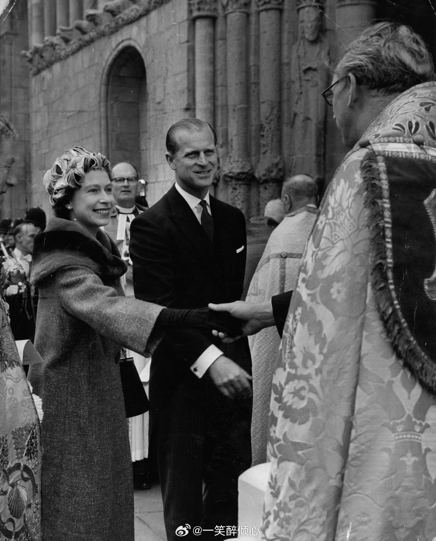 英国王室  1961年3月31日，伊丽莎白二世女王和爱丁堡公爵菲利普亲王在罗切斯