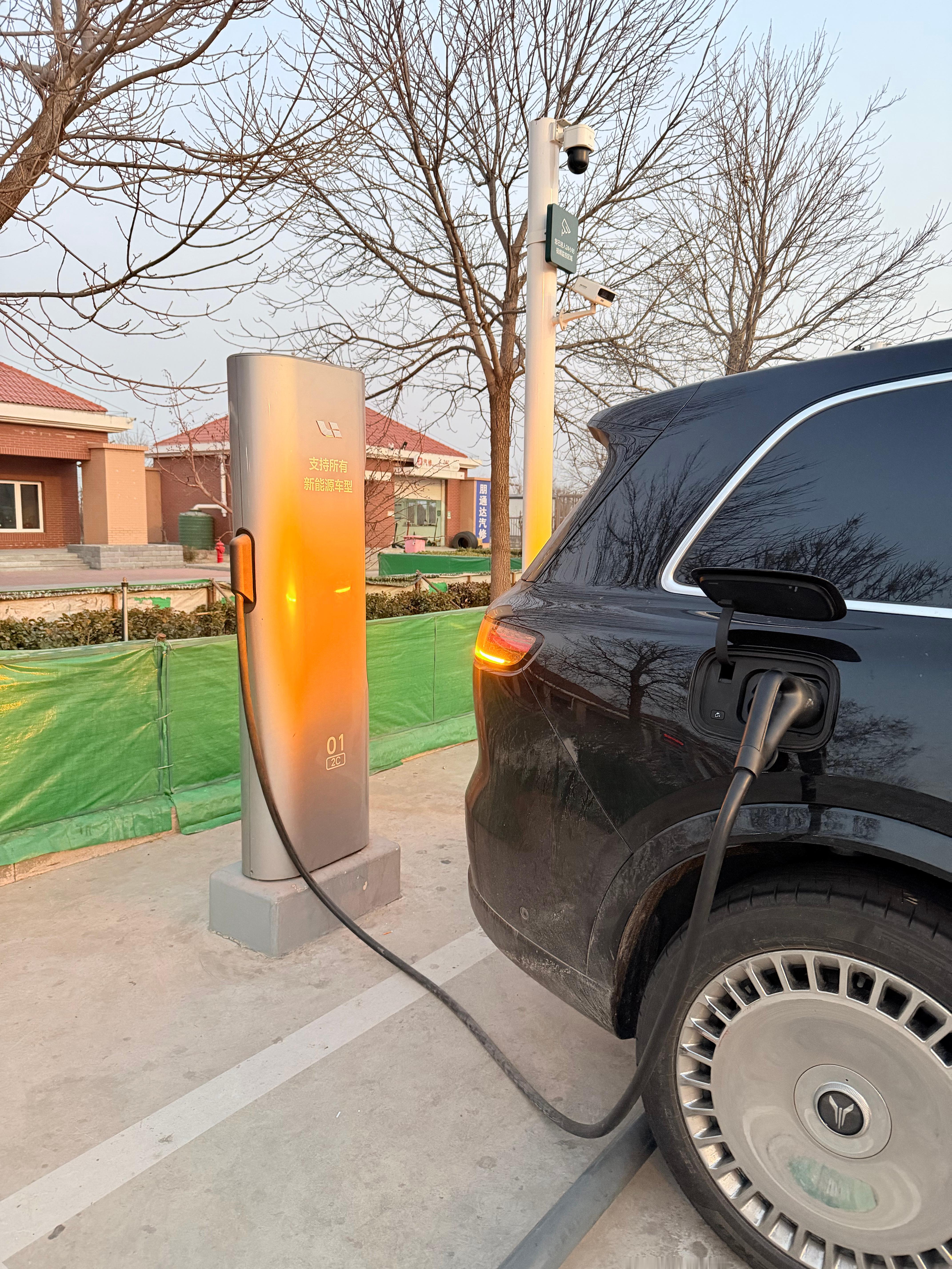 节后上班第一天4个厅官被查处我是今天第一天上班昨天开车800公里加急直接枣庄干到