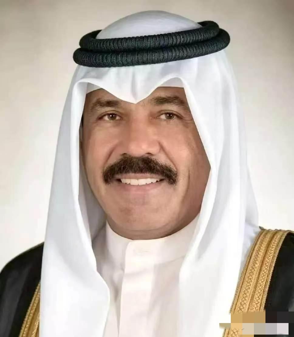 科威特军方消息，
4月24日，科威特军方突然爆出一个大消息：两架带着炸药的无人机