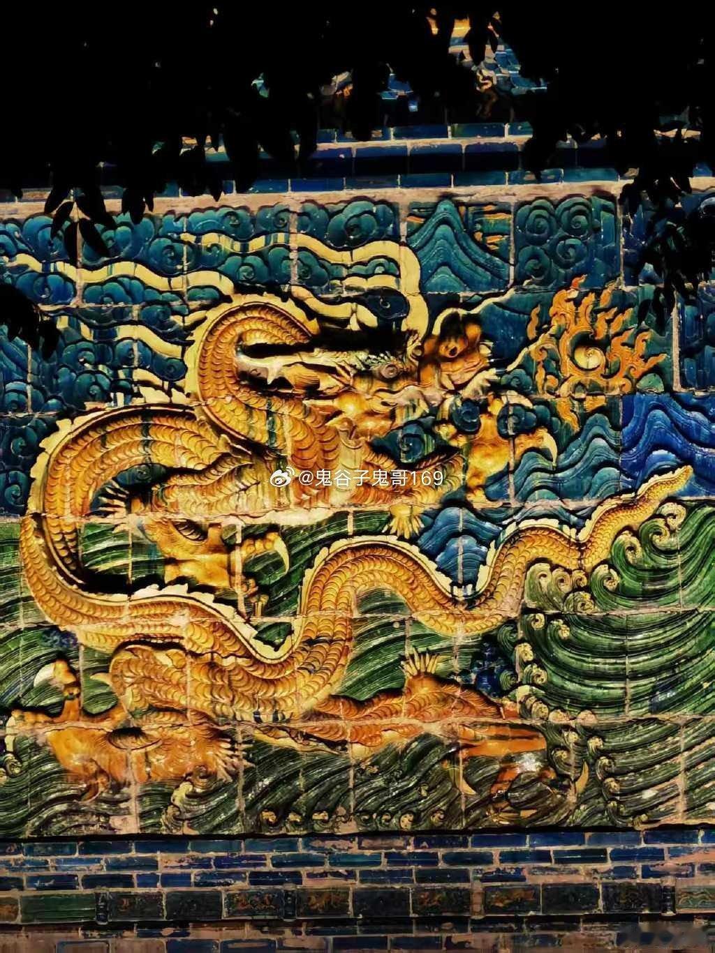 大白话解读（潘功胜陆家嘴论坛讲话）两个名词（间接融资）（过去的模式）就是银行贷款