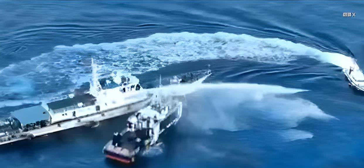 据说，
这只是一个段子。

上世纪末，在南海，解放军的一艘导弹驱逐舰遇到一艘印度