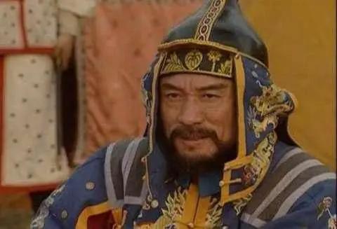 年羹尧到死才懂，自己不是输在功劳，是输在没读懂人心。
 
都说年羹尧死得冤，其实