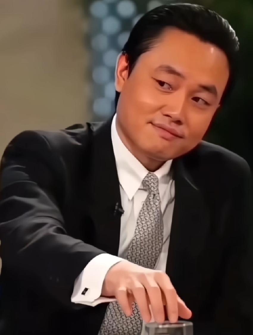 这种气质，如今的首富也难以相媲美，人的面相真的很重要一看就是大佬!
35岁全国首
