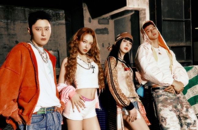 【Dispatch】[KARD出道9年后走向解散]DSP Media于6日表示：