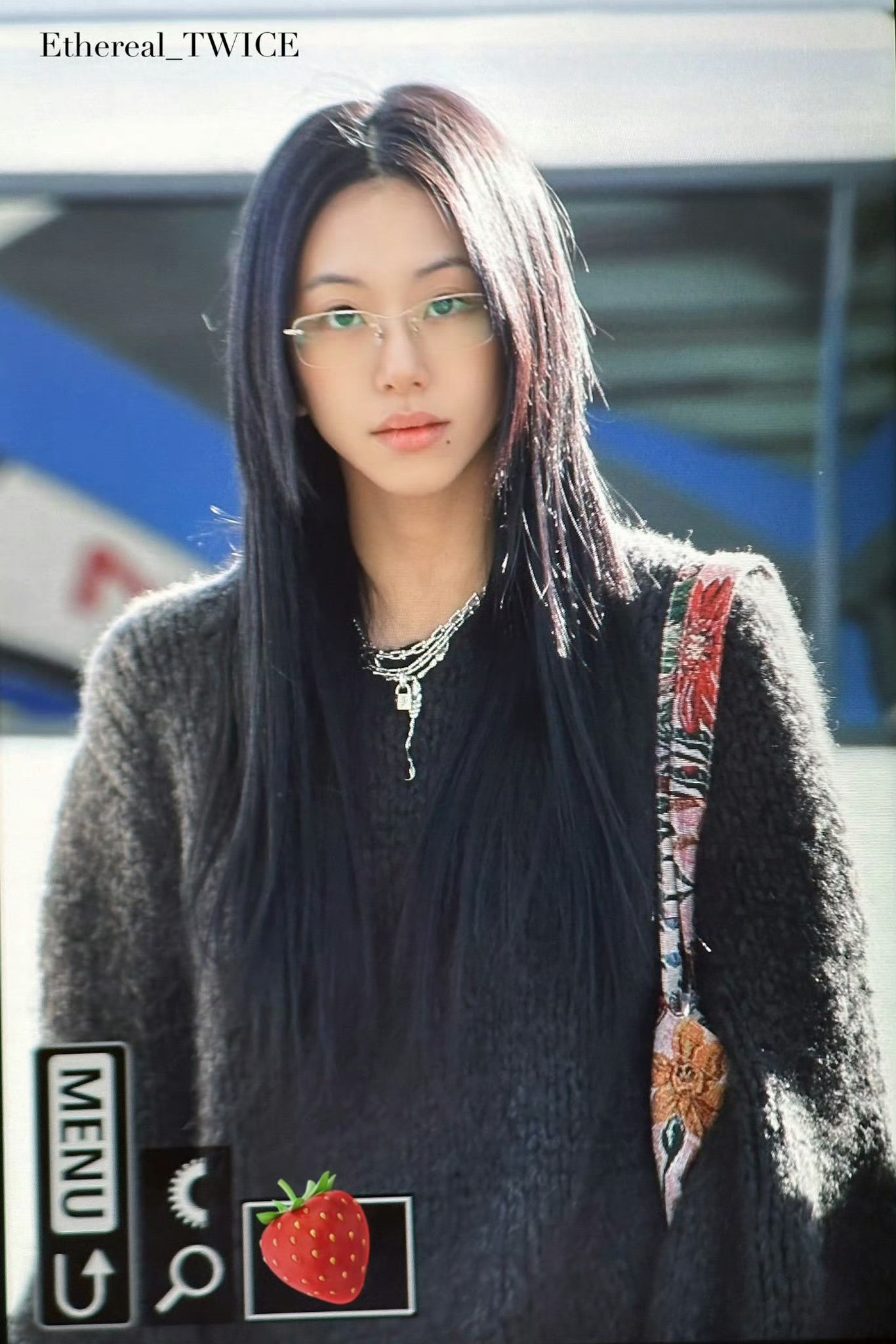 孙彩瑛黑长直有内味儿了！ ​​​