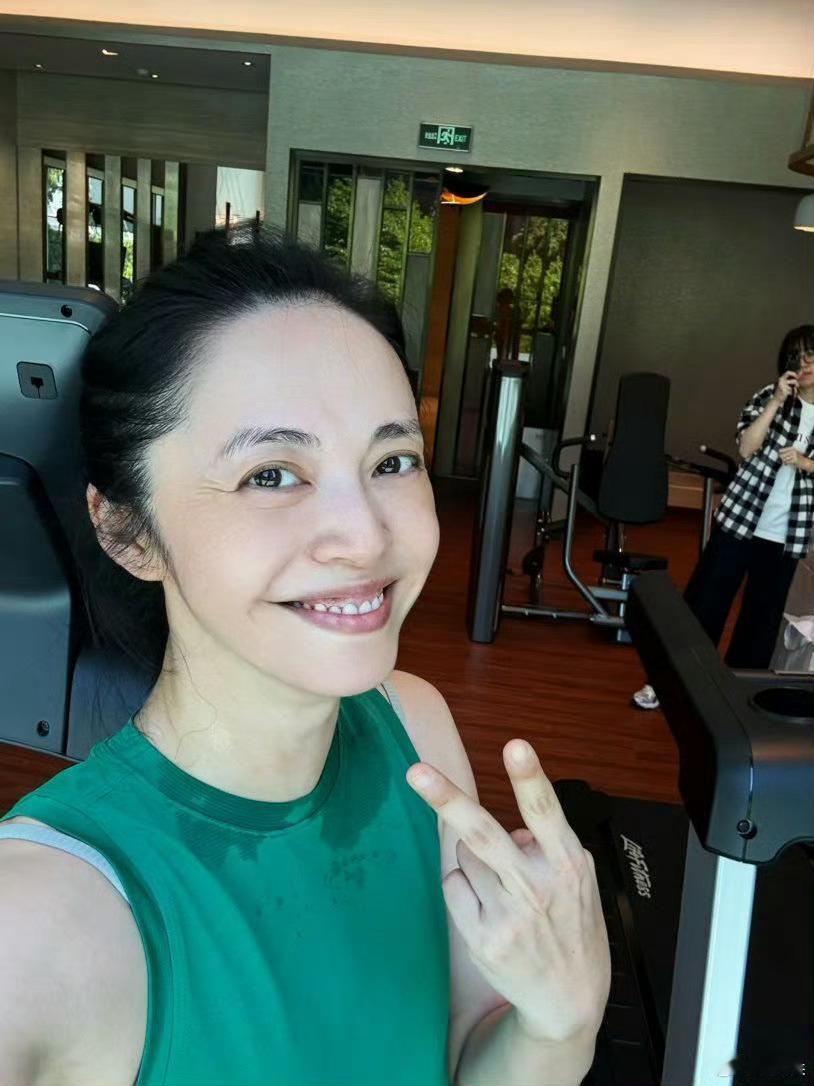 责任人不能只针对汪涵，周冬雨，姚晨！《监狱来的妈妈》其中一个很重要的信息，就是此