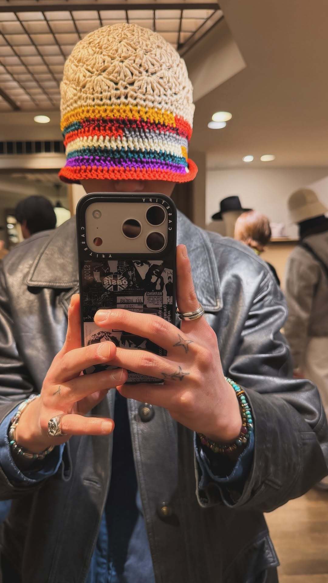 “CB百蓝_。260305金钟云 ins story更新两则： 