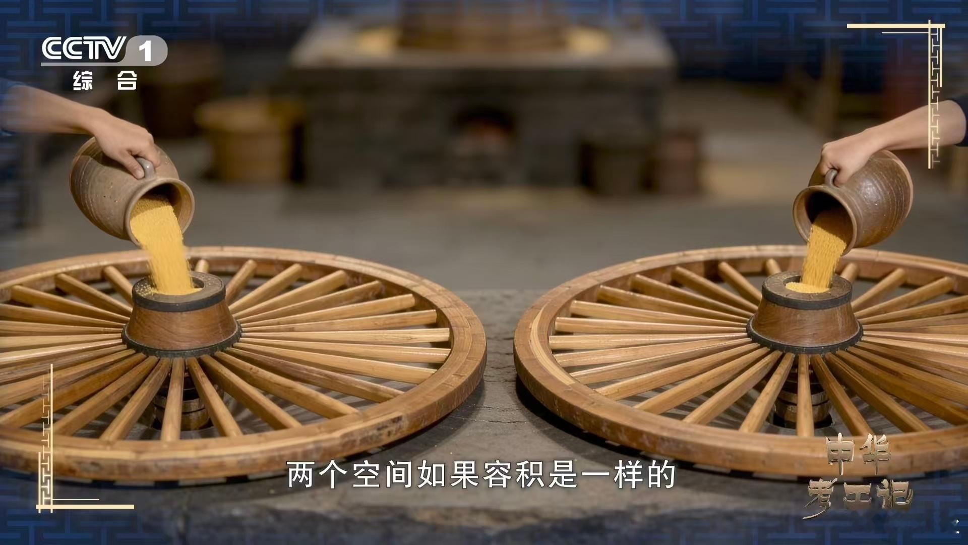 李小冉版我的眼睛就是尺😜跟着李小冉涨知识啦，原来古代车轮还有这么多讲究，太有意