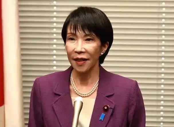 日本后院起火，高市再被逼宫，岸田暗中出手夺权，解放军趁机出手威慑..
 
近期日