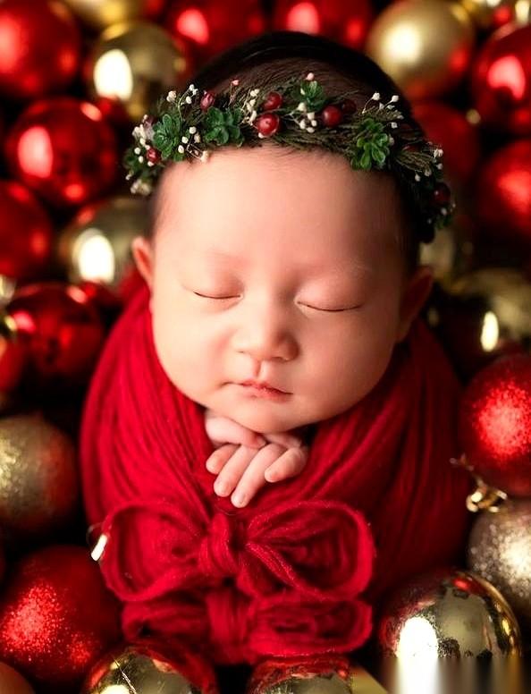 我天，方力申这是生了个自己吧？
真不是我夸张，刚刷到他女儿的正面照，我脑子里第一