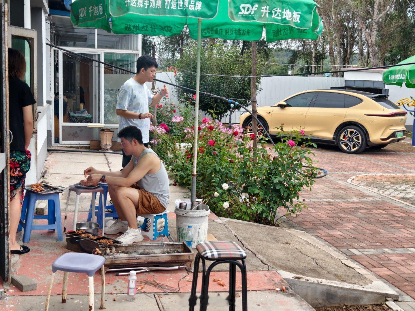 来点小烧烤 ​​​