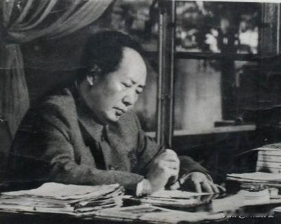🌟戒虚务实，摒弃浮华！🙏敬爱的毛主席，敬仰质朴风骨，赓续不朽务实箴言！摒弃虚