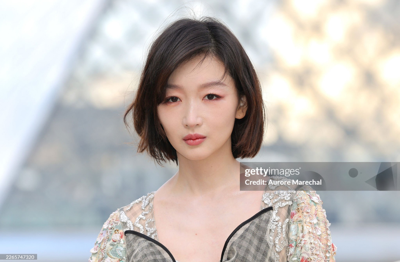 周冬雨｜LV大秀 G社生图发布！这状态也是没得说～👍时装周巴黎时装周